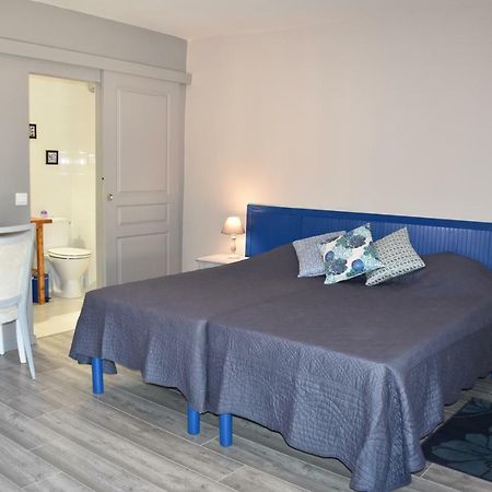 Bed and Breakfast Au Jardin D'Amphora Ginestas Екстер'єр фото