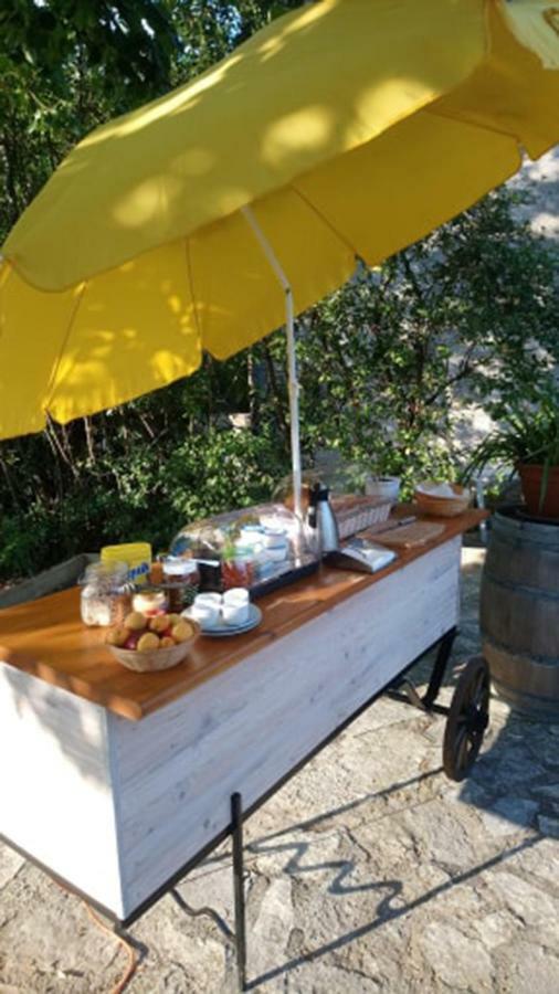 Bed and Breakfast Au Jardin D'Amphora Ginestas Екстер'єр фото